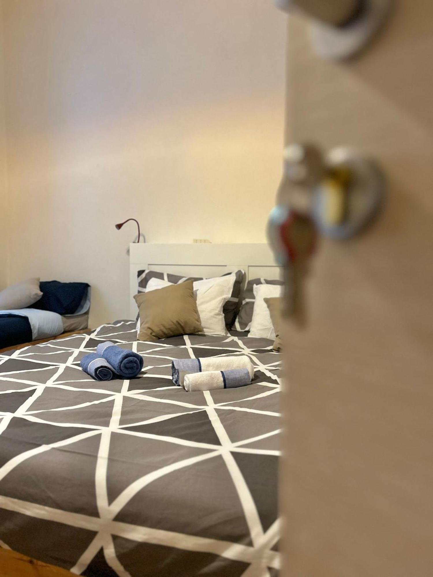Residence Zar 4 Триест Экстерьер фото