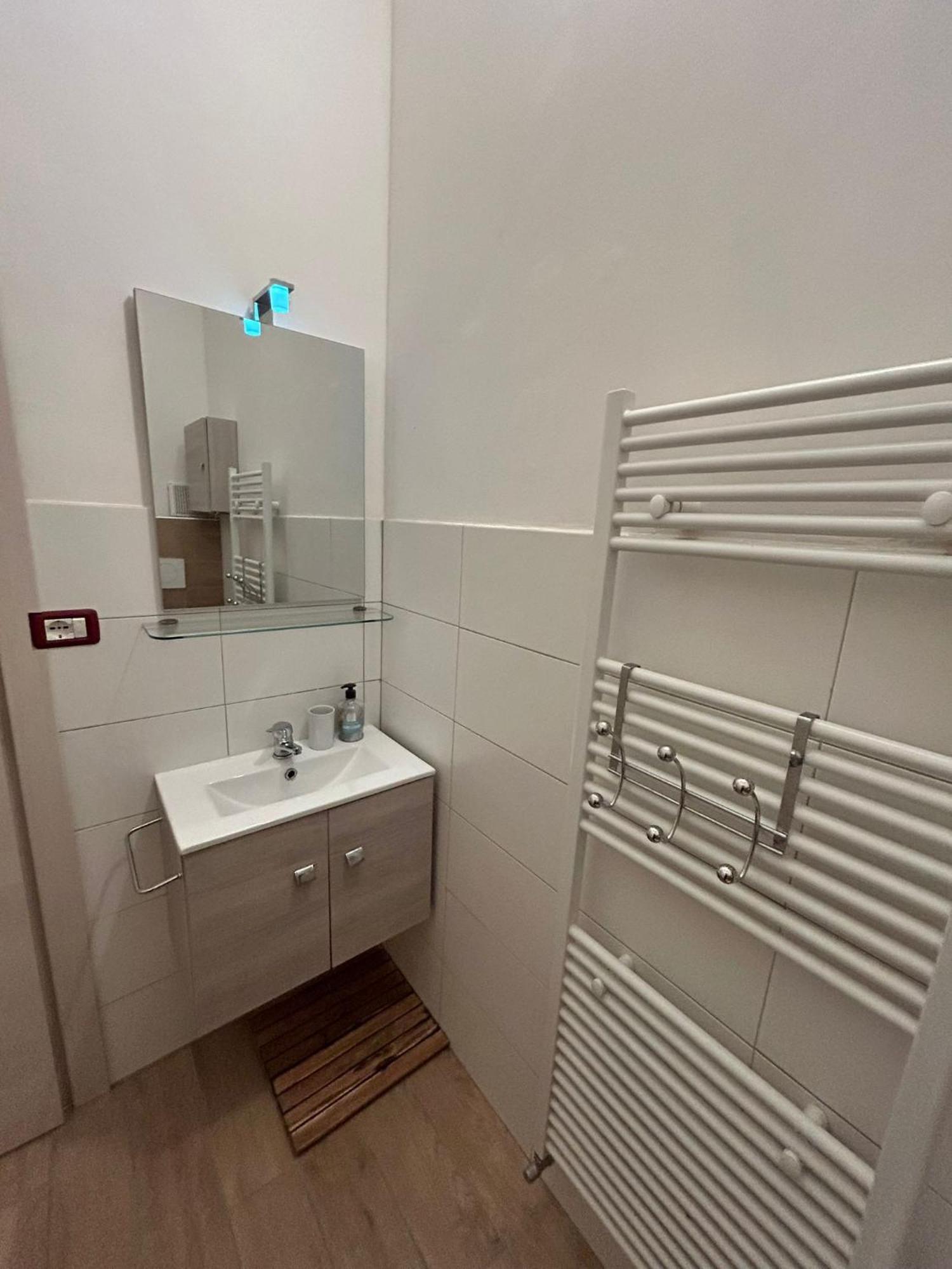 Residence Zar 4 Триест Экстерьер фото