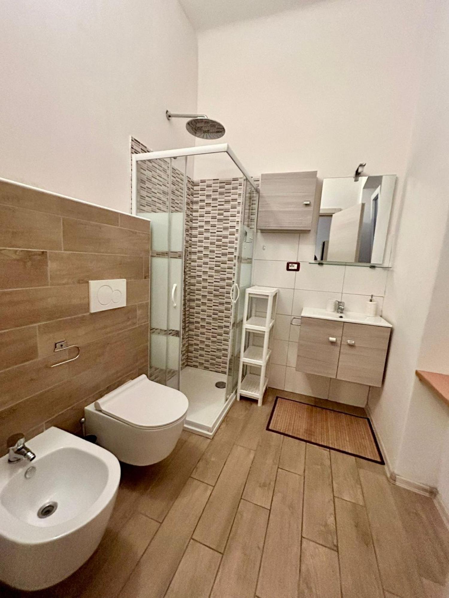 Residence Zar 4 Триест Экстерьер фото